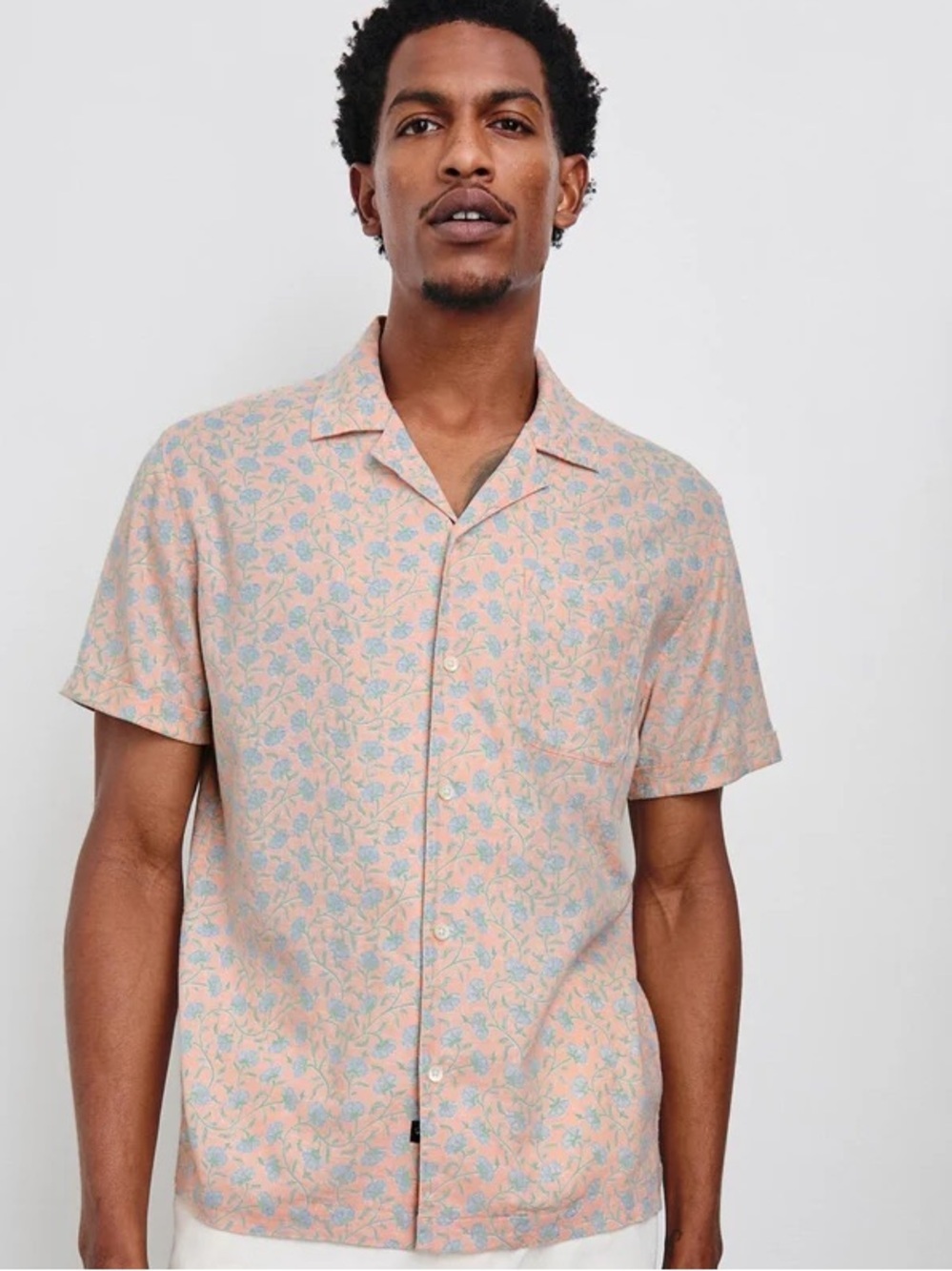 RAILS MENS 
Waimea Shirt floral batik blosom
